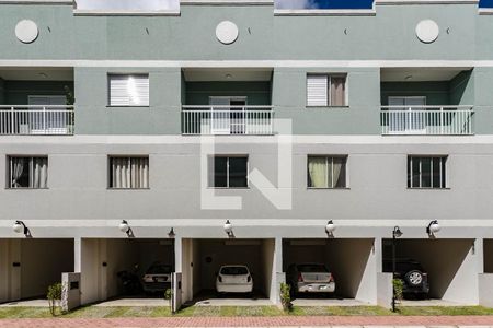 Casa de condomínio para alugar com 115m², 2 quartos e 1 vagaFachada do Bloco