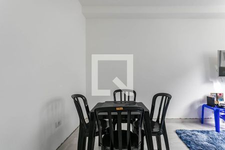 Sala de casa de condomínio para alugar com 2 quartos, 115m² em Jundiapeba, Mogi das Cruzes