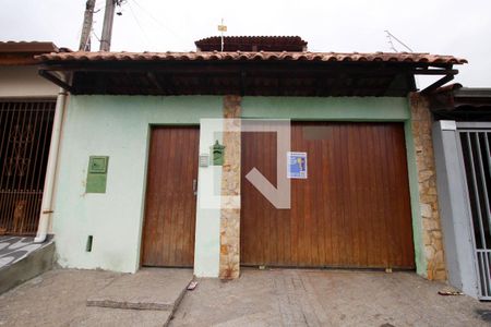 Casa para alugar com 125m², 2 quartos e 4 vagasFachada