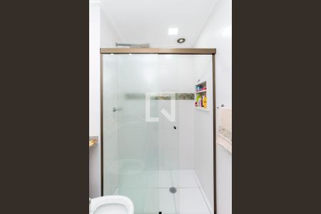 Apartamento à venda com 65m², 2 quartos e 1 vaga Apartamento à venda com 65m², 2 quartos e 1 vagaBanheiro da Suíte