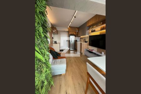 Sala de estar  de apartamento à venda com 1 quarto, 36m² em Butantã, São Paulo
