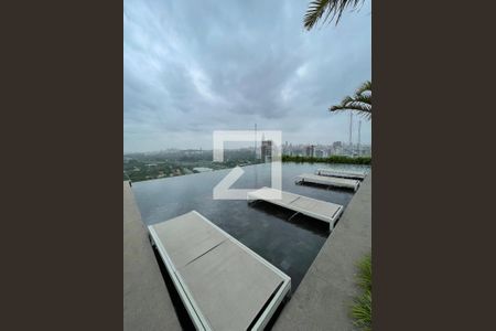 Apartamento à venda com 36m², 1 quarto e 1 vaga Apartamento à venda com 36m², 1 quarto e 1 vagaÁrea comum - Piscina