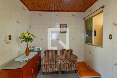 Casa à venda com 182m², 3 quartos e 2 vagasCozinha