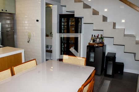 Sala de apartamento para alugar com 2 quartos, 83m² em Alto de Pinheiros, São Paulo
