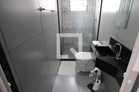 Banheiro de casa para alugar com 2 quartos, 243m² em Vila Gustavo, São Paulo