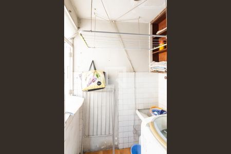 Apartamento para alugar com 70m², 2 quartos e 1 vagaÁrea de Serviço