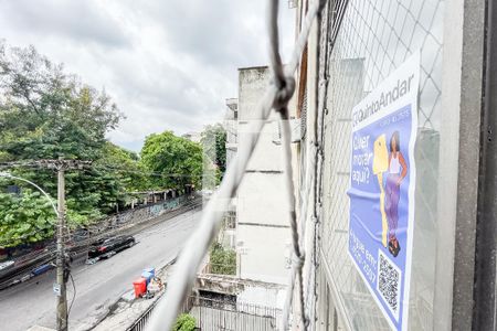 PLACA de apartamento para alugar com 2 quartos, 70m² em Grajaú, Rio de Janeiro