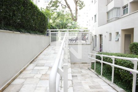 Apartamento à venda com 72m², 2 quartos e 1 vagaRampa de Acesso a Piscina