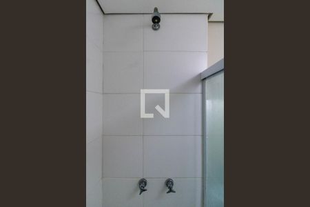 Apartamento à venda com 64m², 2 quartos e 1 vaga Apartamento à venda com 64m², 2 quartos e 1 vagaBanheiro da Suíte