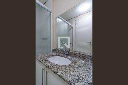 Apartamento à venda com 64m², 2 quartos e 1 vaga Apartamento à venda com 64m², 2 quartos e 1 vagaBanheiro da Suíte