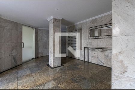 Apartamento à venda com 60m², 2 quartos e 1 vagahall de entrada do prédio_2