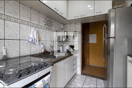 Apartamento à venda com 60m², 2 quartos e 1 vagacozinha_3