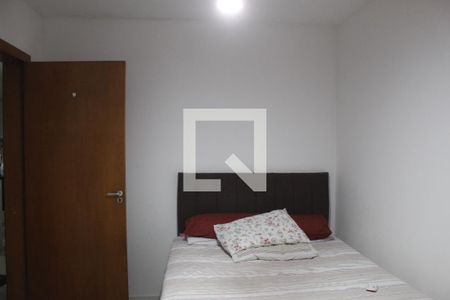 Quarto 1 de apartamento para alugar com 2 quartos, 51m² em Barnabé, Gravataí