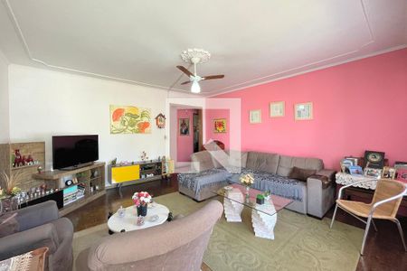 Sala de casa à venda com 3 quartos, 207m² em Sarandi, Porto Alegre