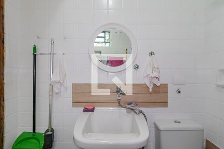 Casa à venda com 300m², 4 quartos e 2 vagasÁrea de Serviço