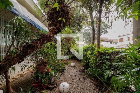 Casa à venda com 300m², 4 quartos e 2 vagasJardim