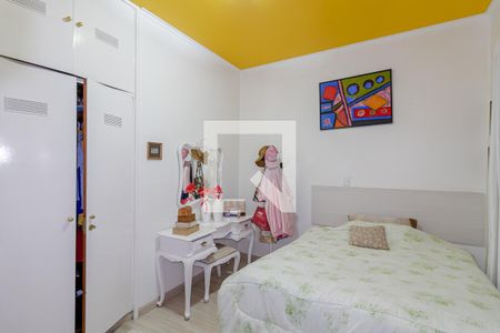 Casa à venda com 300m², 4 quartos e 2 vagasQuarto 2