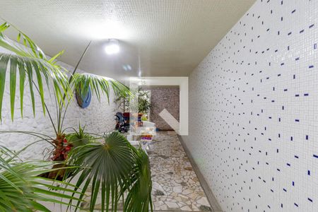 Casa à venda com 300m², 4 quartos e 2 vagasGaragem