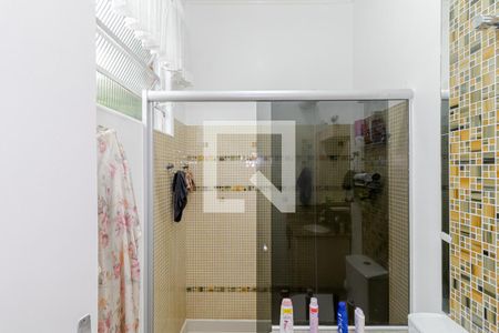 Casa à venda com 300m², 4 quartos e 2 vagasBanheiro da Suíte 1