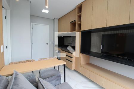 Sala/Cozinha de kitnet/studio para alugar com 1 quarto, 32m² em Vila Olímpia, São Paulo