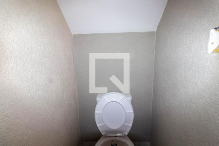 Casa à venda com 108m², 3 quartos e 2 vagas Casa à venda com 108m², 3 quartos e 2 vagasLavabo