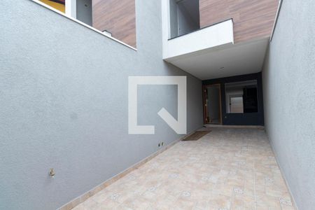 Casa à venda com 108m², 3 quartos e 2 vagas Casa à venda com 108m², 3 quartos e 2 vagasGaragem