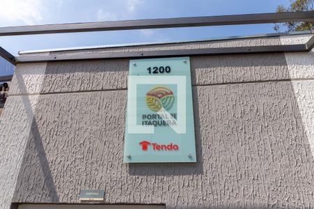 Apartamento à venda com 40m², 2 quartos e sem vaga Apartamento à venda com 40m², 2 quartos e sem vagaFachada