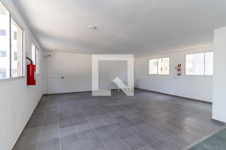 Apartamento à venda com 40m², 2 quartos e sem vaga Apartamento à venda com 40m², 2 quartos e sem vagaÁrea comum - Salão de festas 2