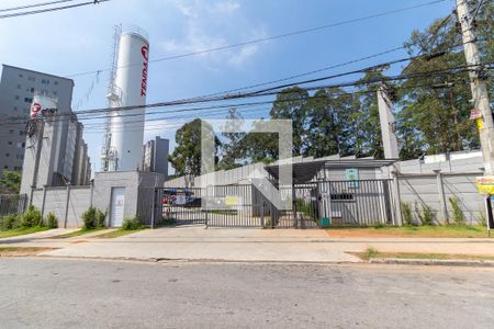 Apartamento à venda com 40m², 2 quartos e sem vaga Apartamento à venda com 40m², 2 quartos e sem vagaFachada