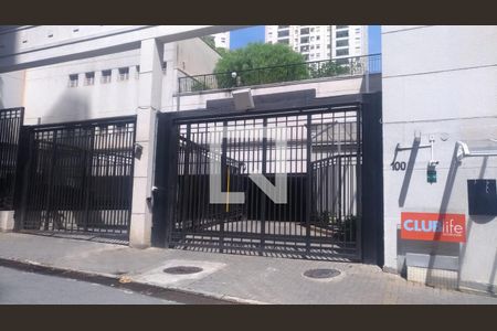 Apartamento à venda com 70m², 2 quartos e 1 vagaFachada e portaria