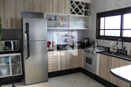 Casa de condomínio para alugar com 450m², 3 quartos e 5 vagasCozinha