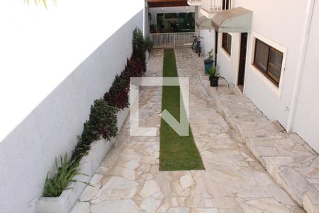 Casa de condomínio para alugar com 450m², 3 quartos e 5 vagasÁrea externa  