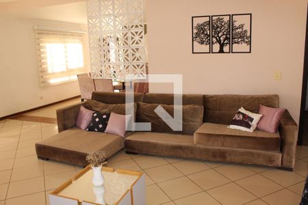 Casa de condomínio para alugar com 450m², 3 quartos e 5 vagasSala 2