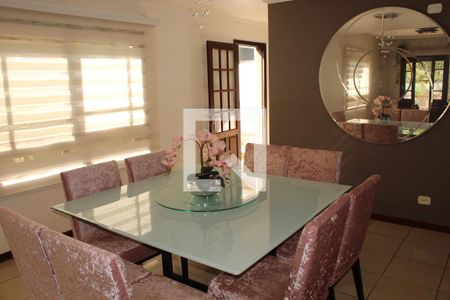 Casa de condomínio para alugar com 450m², 3 quartos e 5 vagasCozinha