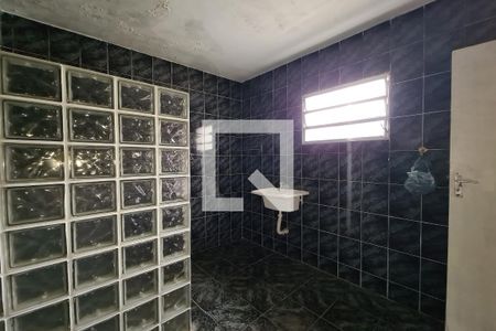 Banheiro de casa para alugar com 1 quarto, 46m² em Jardim Tietê, São Paulo