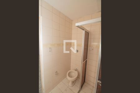 Banheiro de casa para alugar com 1 quarto, 55m² em Jardim Tietê, São Paulo