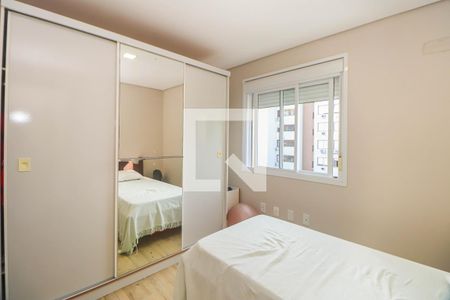 Quarto de apartamento à venda com 2 quartos, 75m² em Cristo Redentor, Porto Alegre