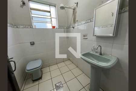 Banheiro de casa para alugar com 2 quartos, 2005m² em Tijuco, Contagem