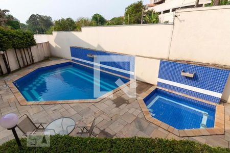 Casa de condomínio para alugar com 95m², 2 quartos e 2 vagas Casa de condomínio para alugar com 95m², 2 quartos e 2 vagasÁrea comum - Piscina