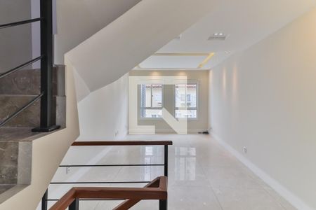 Sala de casa de condomínio para alugar com 2 quartos, 95m² em Vila Antônio, São Paulo