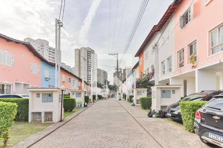 Casa de condomínio para alugar com 95m², 2 quartos e 2 vagas Casa de condomínio para alugar com 95m², 2 quartos e 2 vagasCondomínio