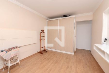 Apartamento para alugar com 140m², 4 quartos e 1 vaga Apartamento para alugar com 140m², 4 quartos e 1 vagaSuíte