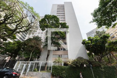 Fachada de apartamento para alugar com 4 quartos, 140m² em Cerqueira César, São Paulo