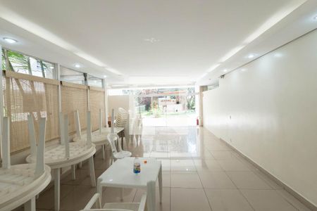 Apartamento para alugar com 140m², 4 quartos e 1 vaga Apartamento para alugar com 140m², 4 quartos e 1 vagaÁrea comum - Salão de festas