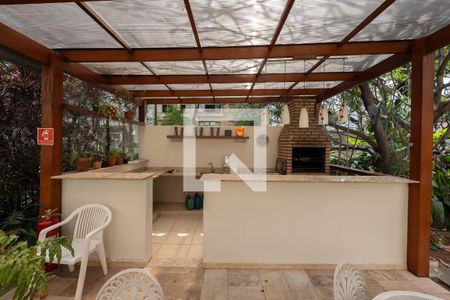 Apartamento para alugar com 140m², 4 quartos e 1 vaga Apartamento para alugar com 140m², 4 quartos e 1 vagaÁrea comum - Churrasqueira