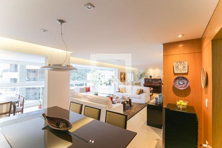 Sala de apartamento à venda com 3 quartos, 201m² em Jardim Fonte do Morumbi, São Paulo