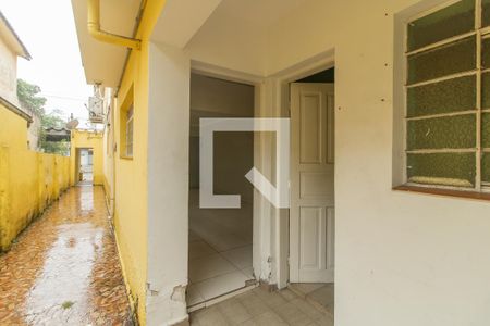 Casa à venda com 165m², 2 quartos e 2 vagas Casa à venda com 165m², 2 quartos e 2 vagasQuintal