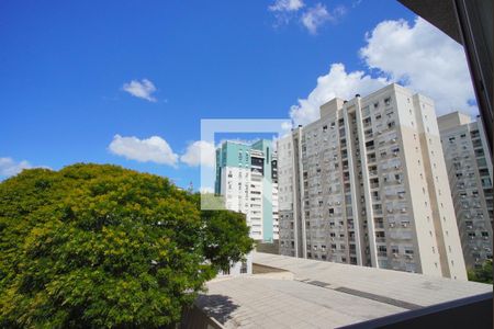 Sala - Vista de casa à venda com 1 quarto, 50m² em Passo D’areia, Porto Alegre