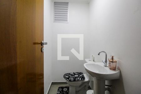 Lavabo de apartamento para alugar com 2 quartos, 70m² em Jardim Vila Formosa, São Paulo
