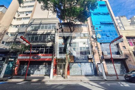 Apartamento para alugar com 45m², 1 quarto e sem vaga Apartamento para alugar com 45m², 1 quarto e sem vagaFachada
